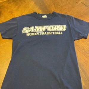 Vintage Samford Women’s basketball tee!